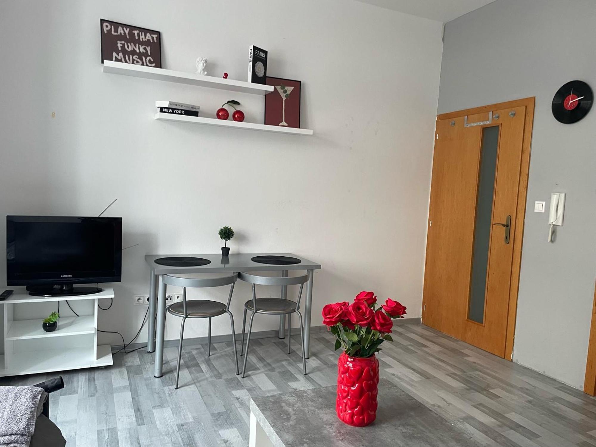 Tiffany Apartment In The City Center Pozsony Kültér fotó